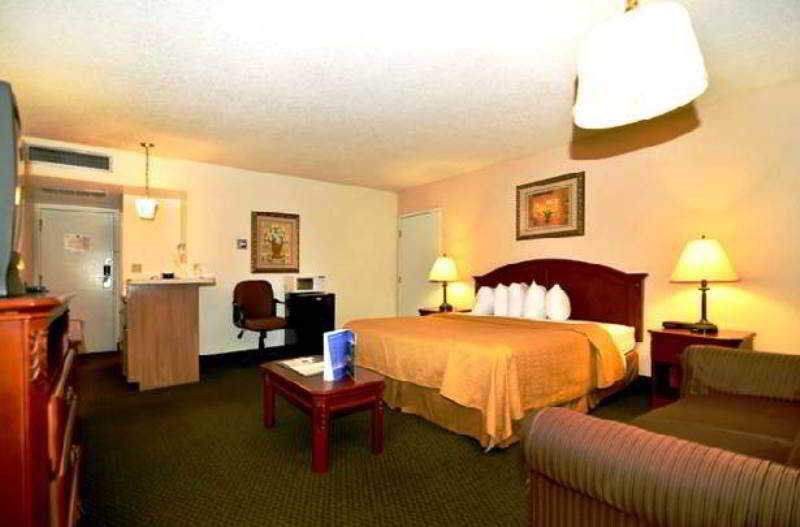 Hotel Inn Santa Fe Room photo